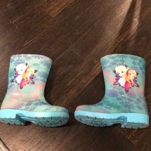 Frozen themed rain boots